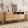 Moderne buffet haut avec des etageres reglables en hauteur