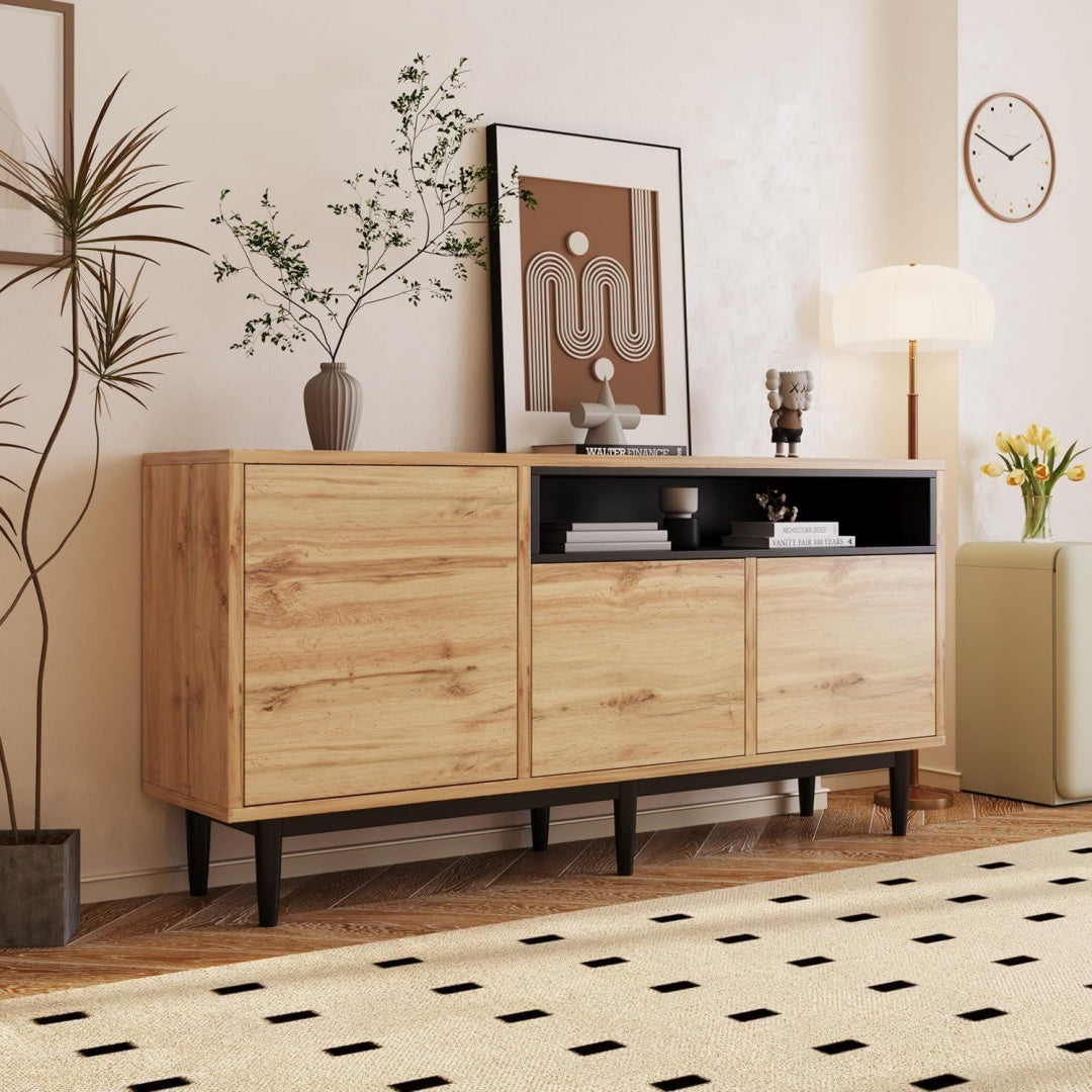 Moderne buffet haut avec des etageres reglables en hauteur